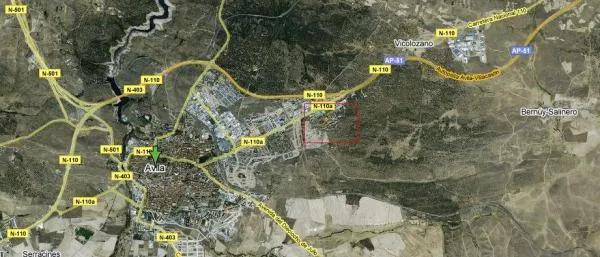 Mapa aéreo de Ávila indicando la ubicación de la Academia de Policía.